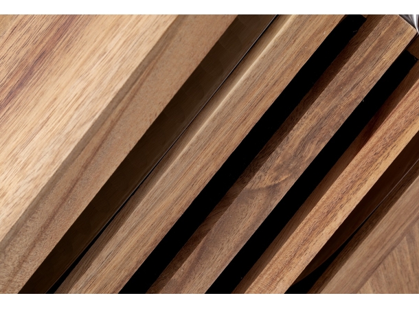 Messermeister Next Level Magnetic Knife Block With UV-lights 