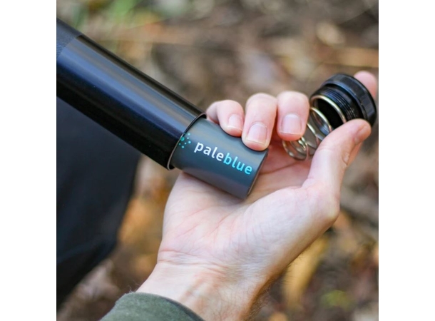 Pale Blue Li-Ion Rechargeable D Battery 2 pack of Dcells with 2x1 charging cable 