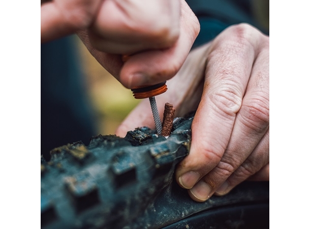 Peaty's Holeshot Tubeless Punc. Plug Kit Navy 