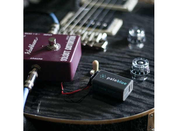 Pale Blue Li-Ion Rechargeable 9V Battery 2 pack of 9V with 2x1 USB-C cable 