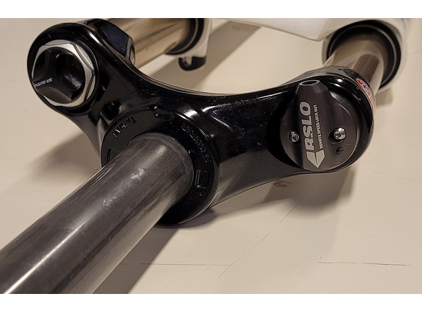 Gaffel 28 SR Suntour NRX-E RL 75mm disc 9x100mm 