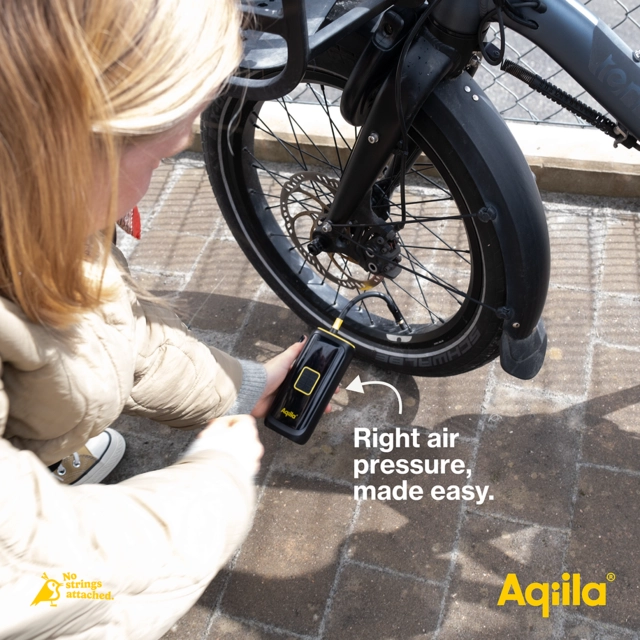 Aqiila Airbird C4 Compressor + Powerbank 