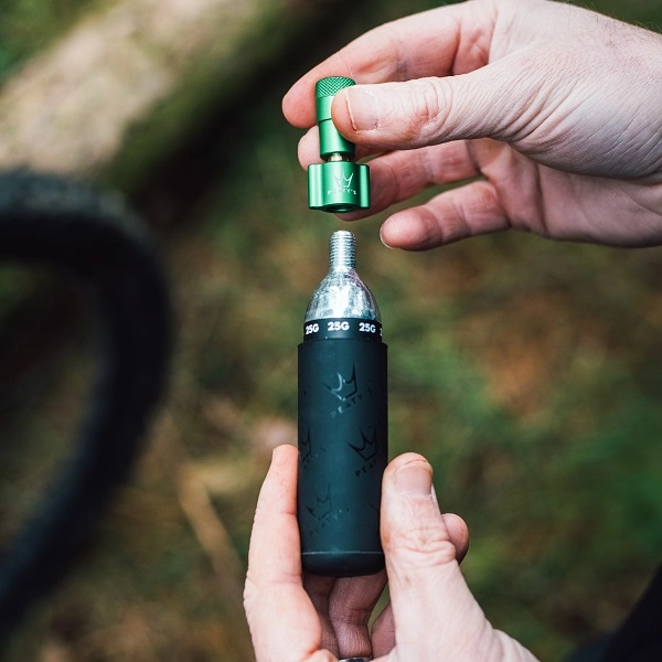 Peaty's Holeshot CO2 Tyre Inflator MTB (25g) - Mango 