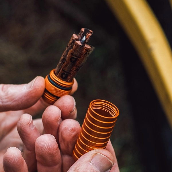 Peaty's Holeshot Tubeless Punc. Plug Kit Gold 